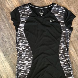 NIKE dry-fit workout t-shirt size Large